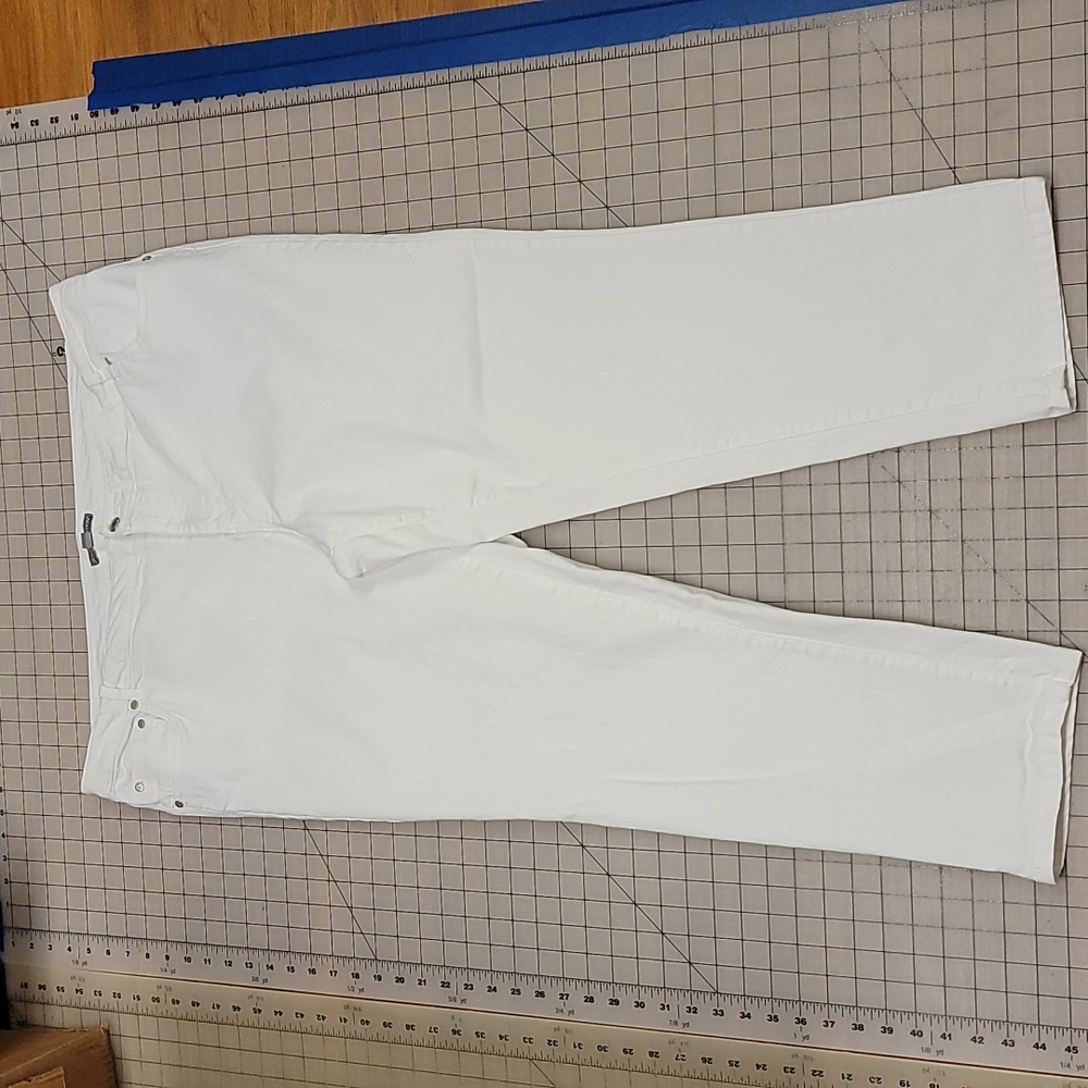 Jessica London white ankle jeans size 22 (#36)